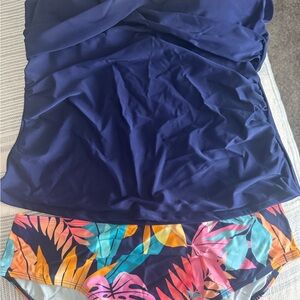 Cupshe Navy and Light Blue Beachwear